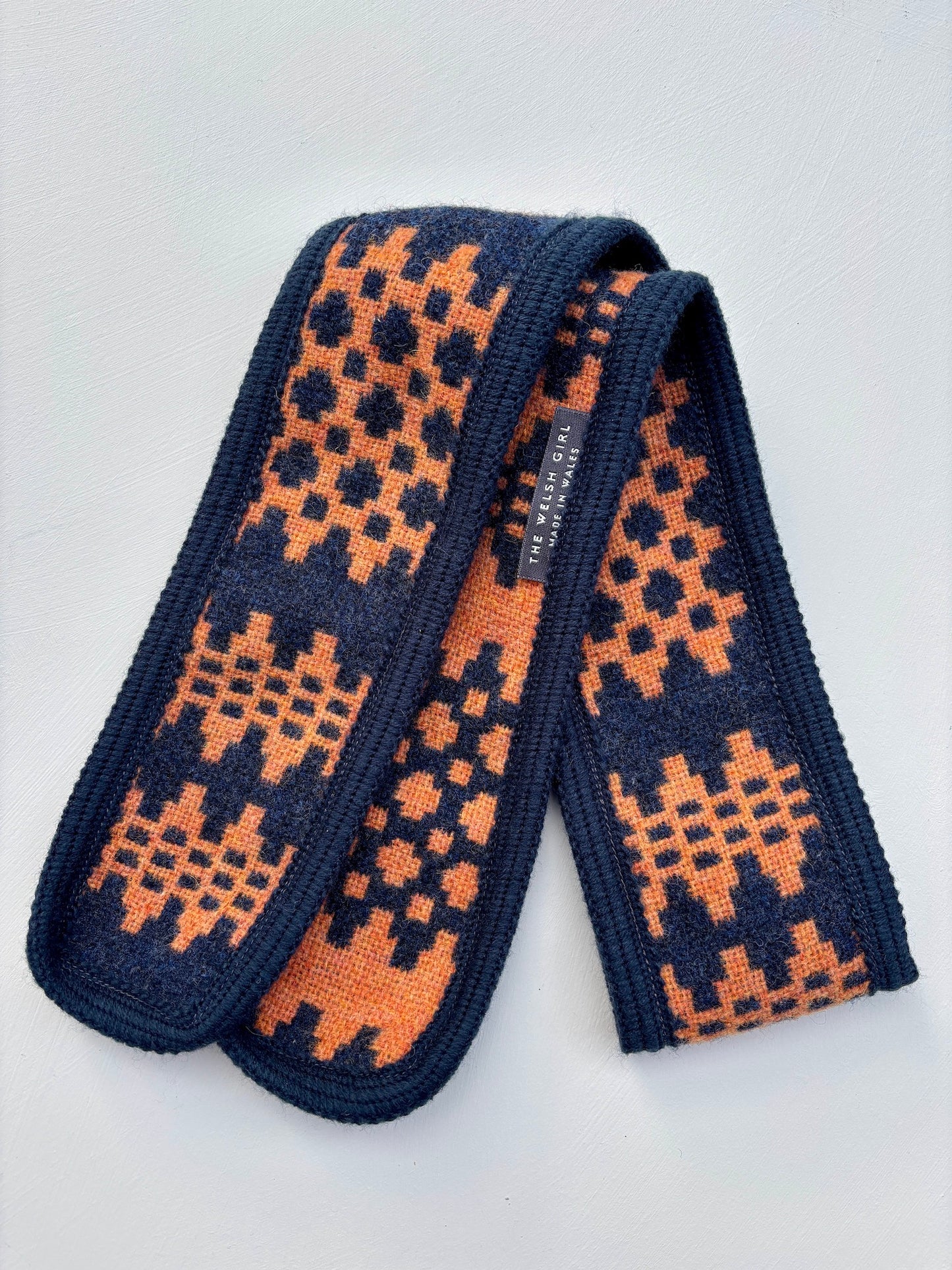 Cwtch Scarf - Clementine & Navy