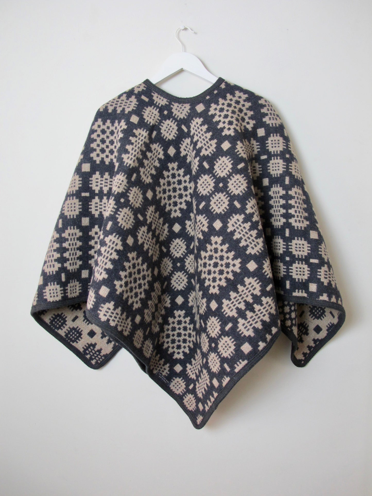 Graphite & Camel - Adult Poncho